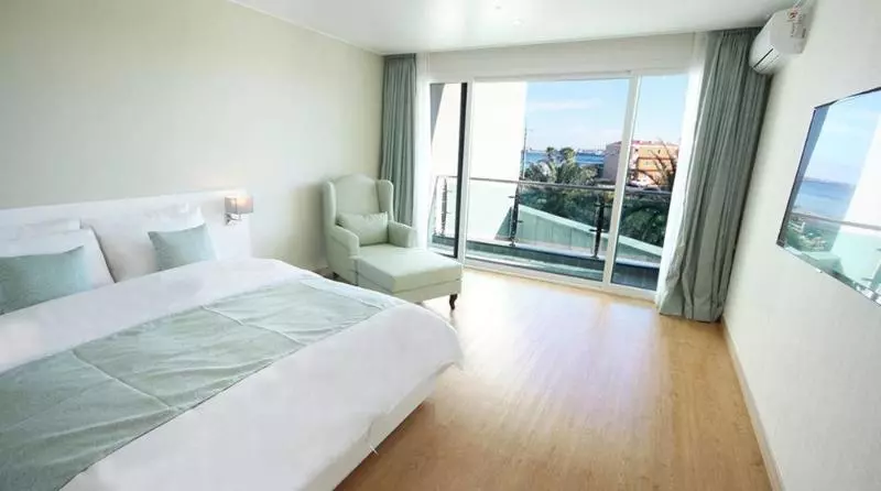 ホテル The Four Grace Resort