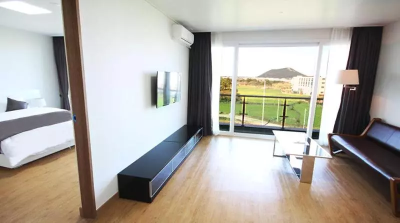 ホテル The Four Grace Resort