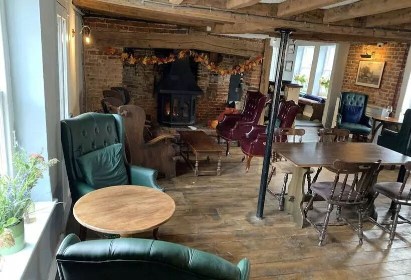 Hotelli The Rose And Crown