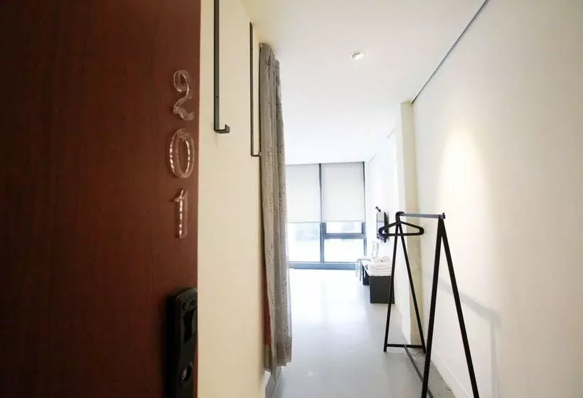 I-gogo Yesorno Hostel