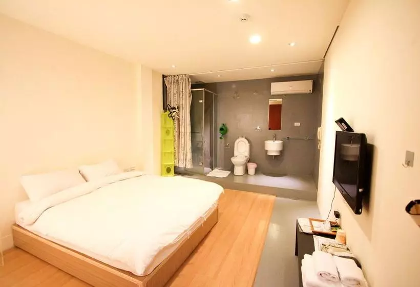 I-gogo Yesorno Hostel