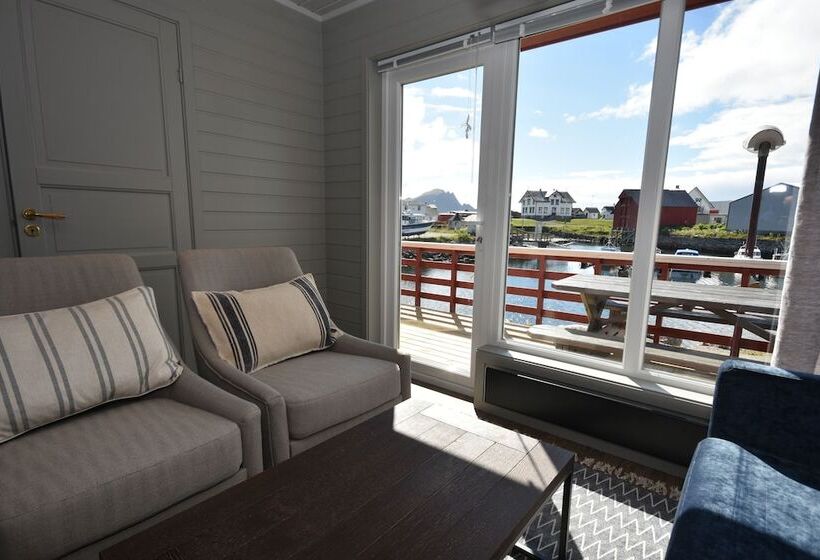 Lankanholmen Sea Cabins