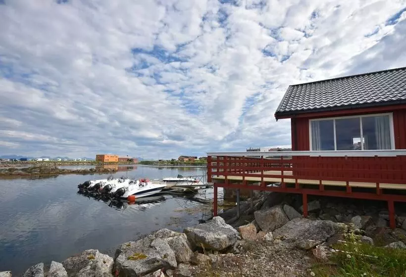 Lankanholmen Sea Cabins