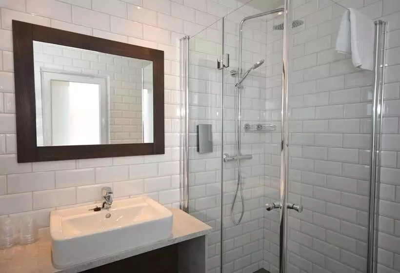 Lankanholmen Sea Cabins