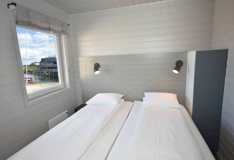 Lankanholmen Sea Cabins