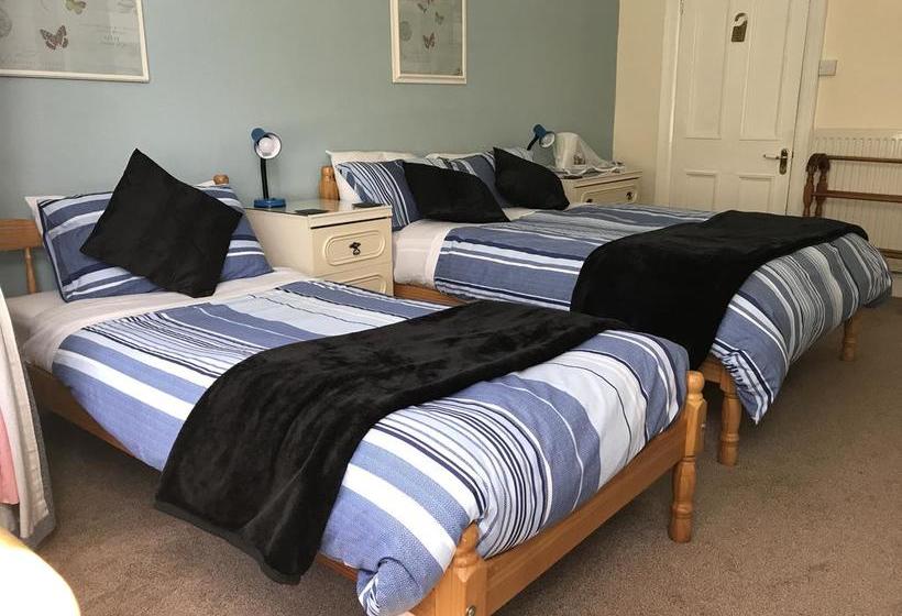 Lindores Todmorden Bed And Breakfast