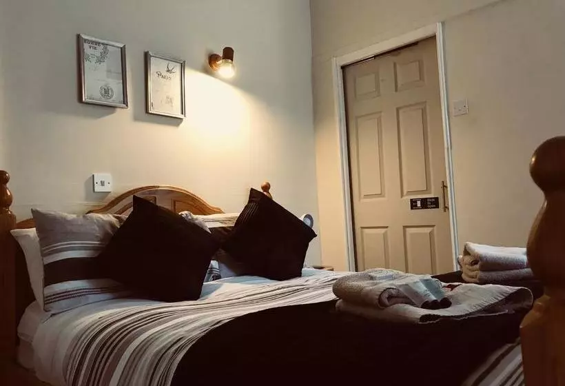 Lindores Todmorden Bed And Breakfast