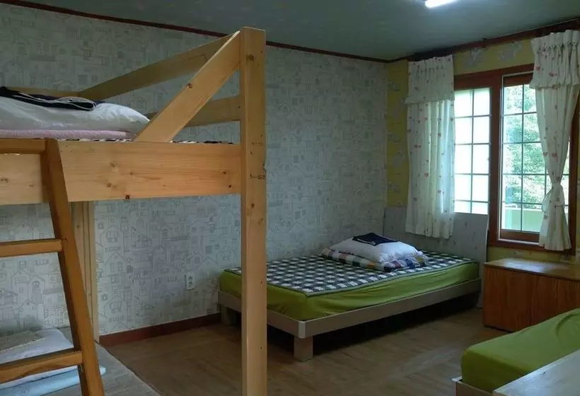 بنسيون Gdygla Guesthouse