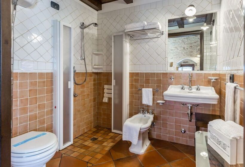 بنسيون La Muraglia