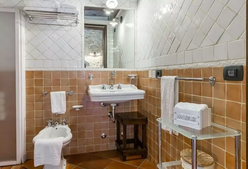 بنسيون La Muraglia