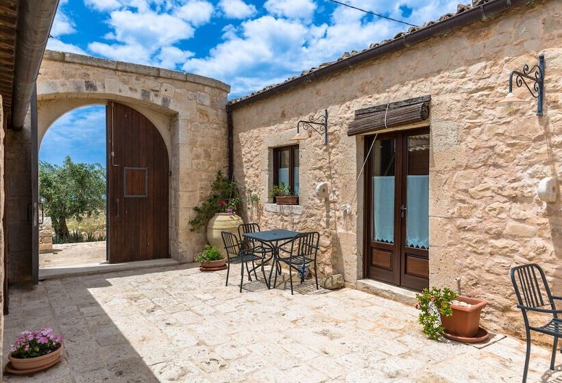 بنسيون La Muraglia