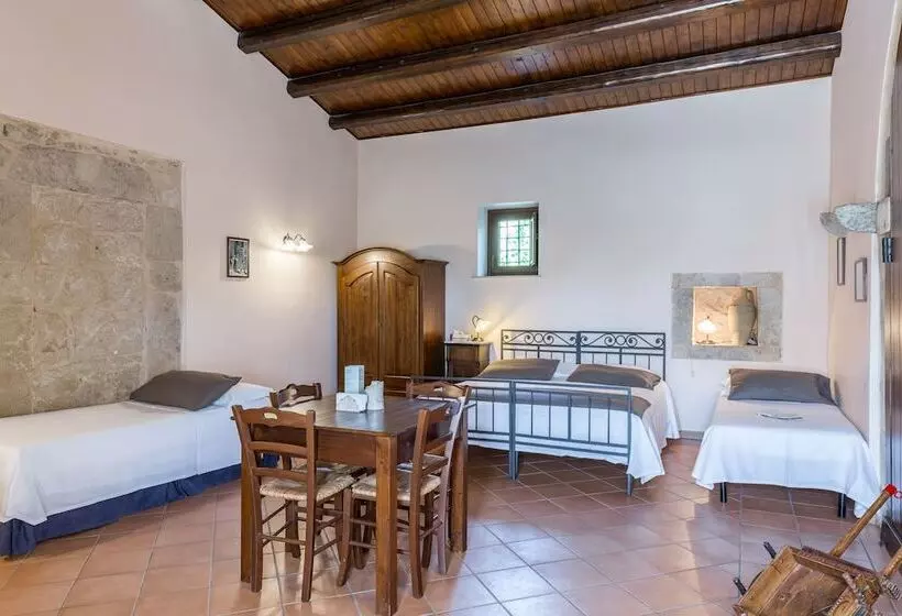 بنسيون La Muraglia