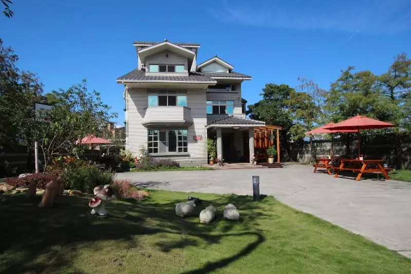 پانسیون Yilan Pine Villa Homestay