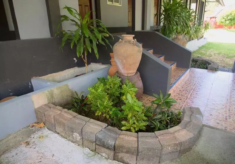 استراحتگاه Co Co House Samui