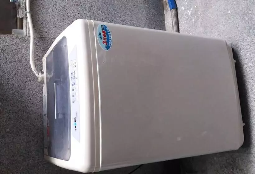 استراحتگاه Jiuning Business