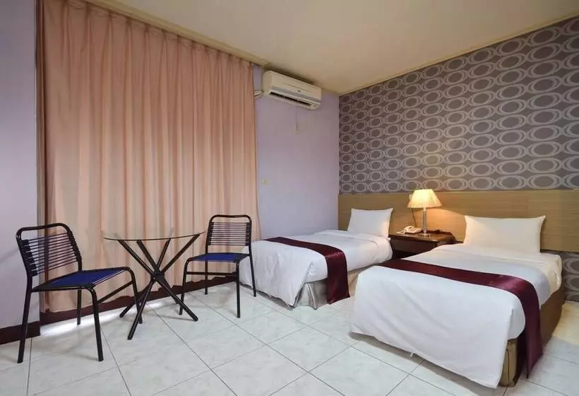 استراحتگاه Jiuning Business