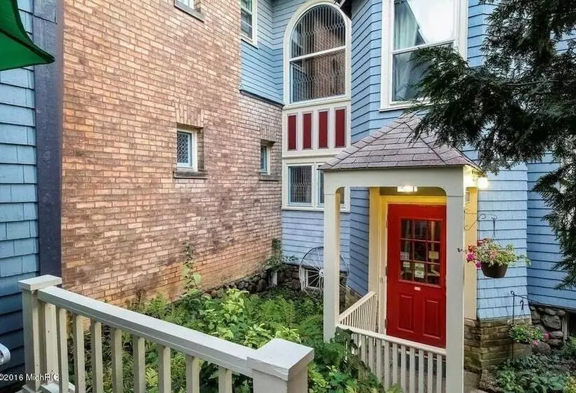 Saravilla Bed & Breakfast