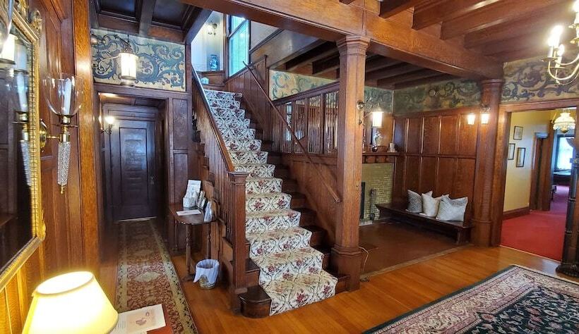 Saravilla Bed & Breakfast