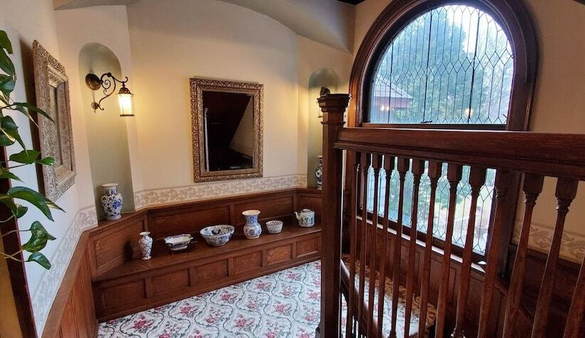 Saravilla Bed & Breakfast