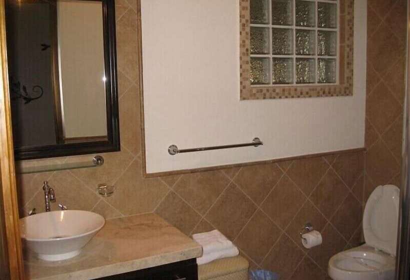 Walking To The Beach Villa