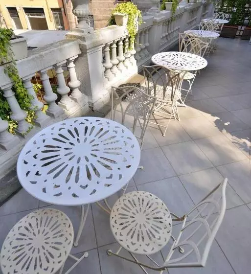 تختخواب و صبحانه La Terrazza Vercelli Bed & Charme