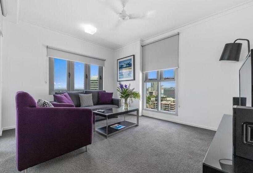 H On Mitchell Apartment