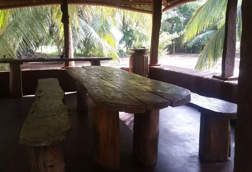 Heina Nature Resort & Yala Safari