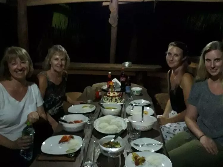 Heina Nature Resort & Yala Safari