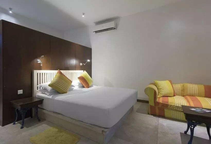 Отель Amaloh Boutique Resort