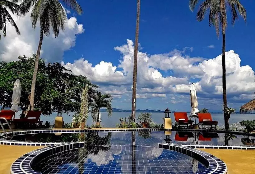 Hotelli Amber Sands Beach Resort