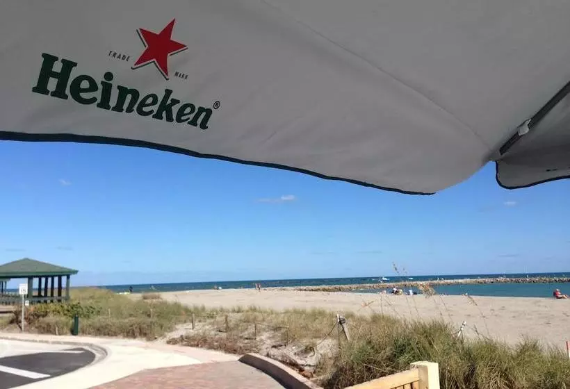 ホテル Beachfront Inn