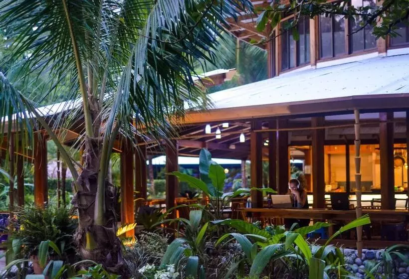 ホテル Blue Osa Beach Resort & Spa