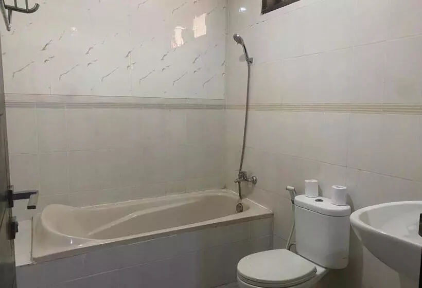 Hotel Dedy Beach Inn