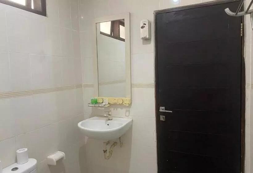 Hotel Dedy Beach Inn