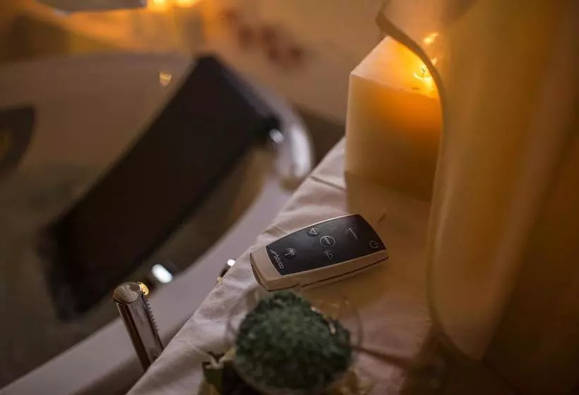 هتل Castello Del Capitano Delle Artiglierie