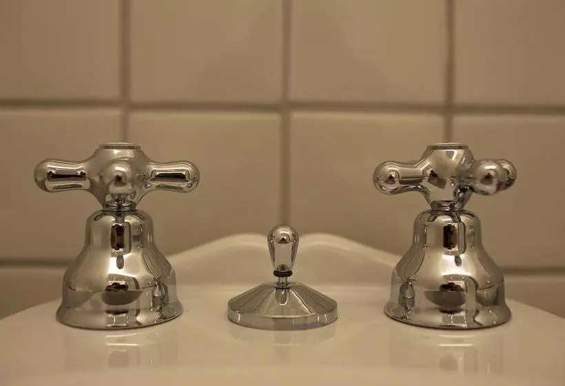 هتل Castello Del Capitano Delle Artiglierie