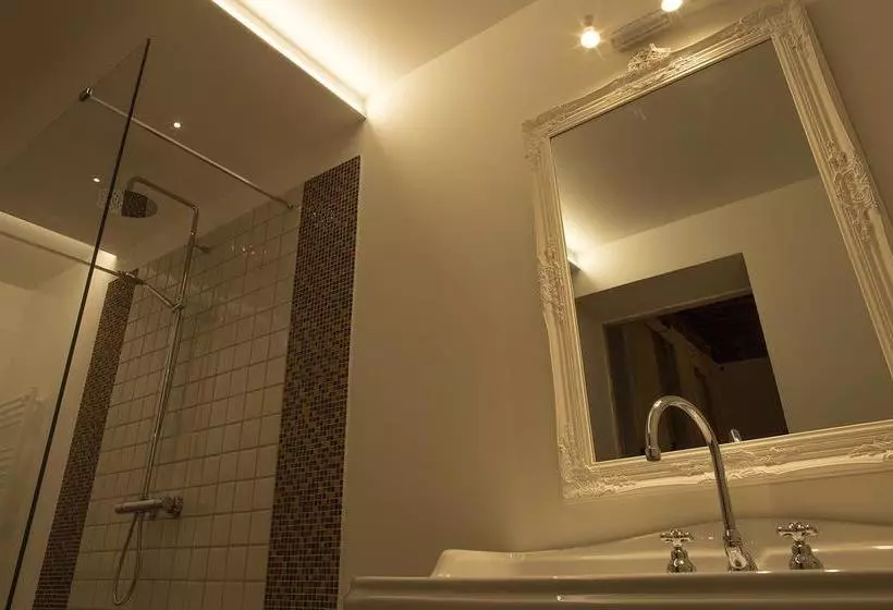 هتل Castello Del Capitano Delle Artiglierie