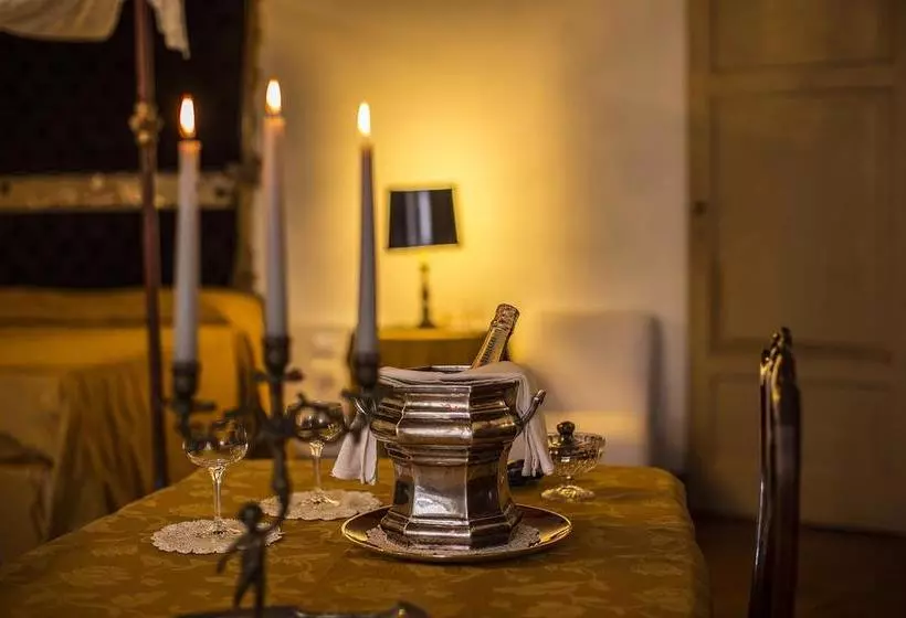 هتل Castello Del Capitano Delle Artiglierie