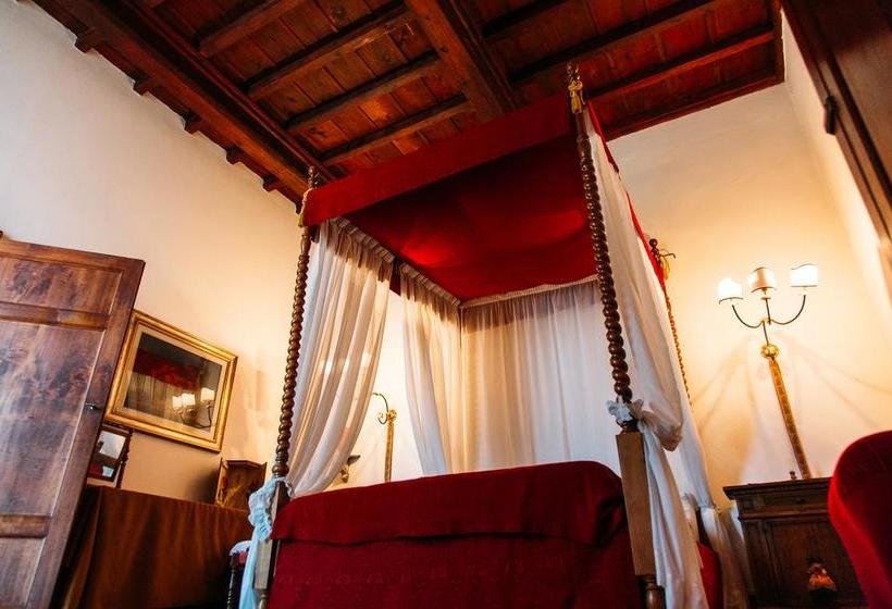 فندق Castello Del Capitano Delle Artiglierie