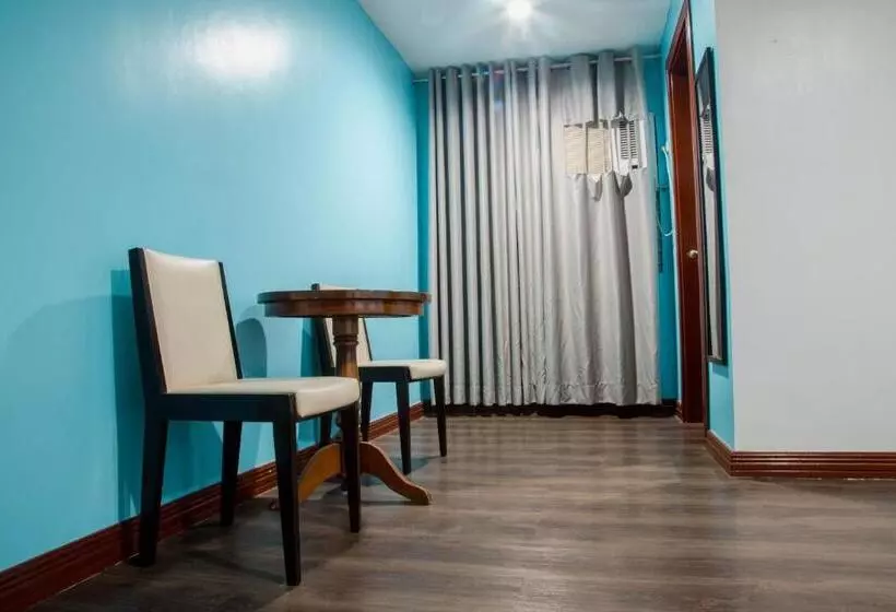 هتل One Averee Bay