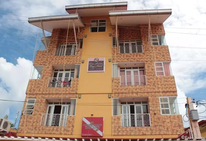 هتل One Averee Bay