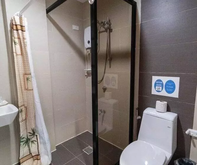 هتل One Averee Bay