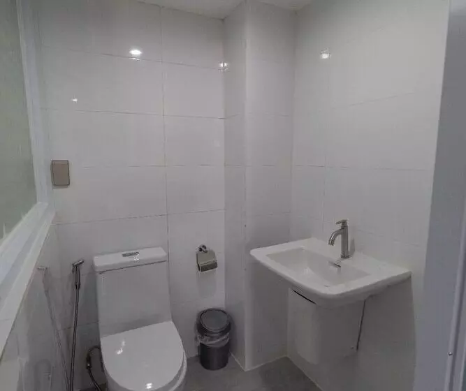 هتل One Averee Bay