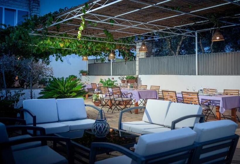 Hotelli Pansion Marjan