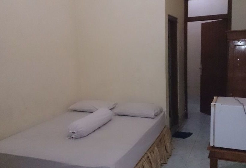 ホテル Pondok 828 Guest House