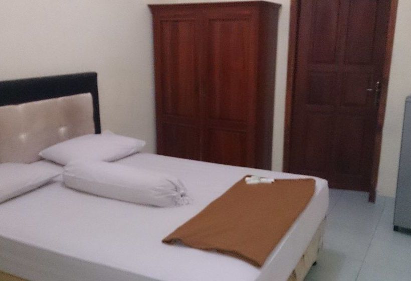 ホテル Pondok 828 Guest House