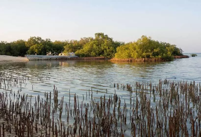 هتل Wadi Lahami Village