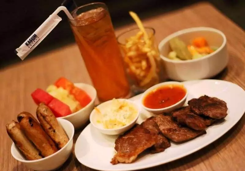 W Three Premier Hotel Lagaligo