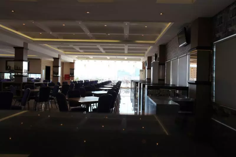 W Three Premier Hotel Lagaligo