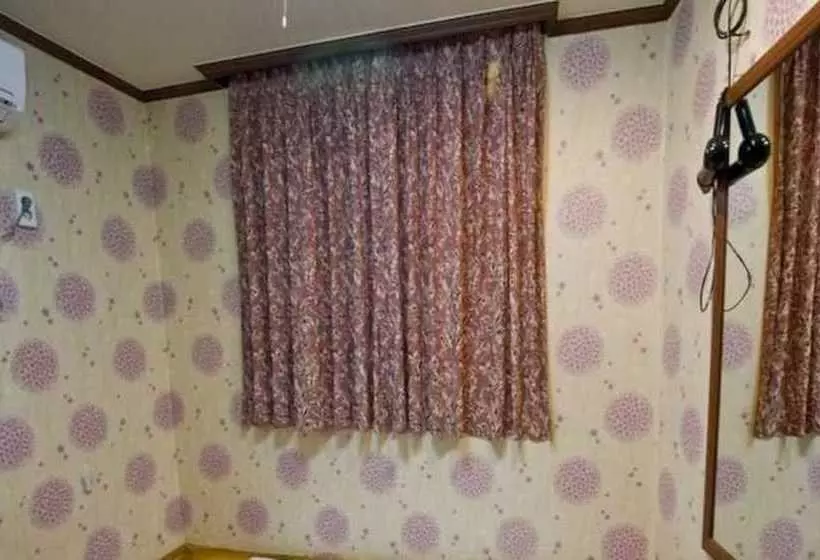 Myeongdong Daehanjang Motel